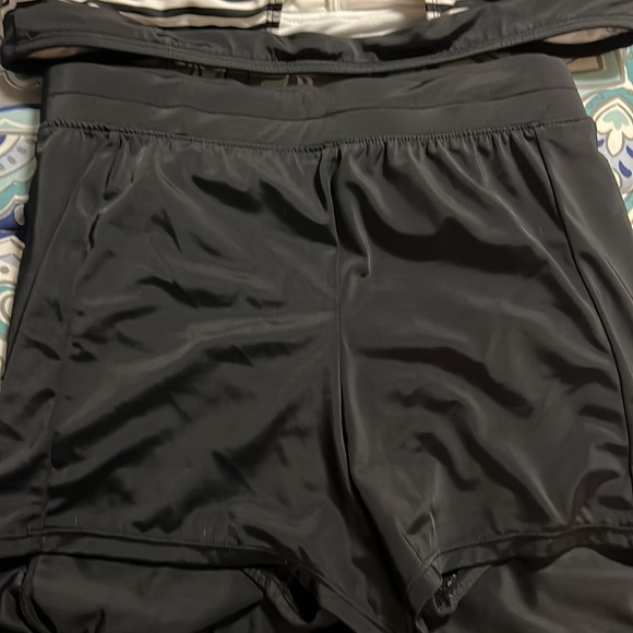 Avis size 16/18 swimsuit - Picture 4 of 6